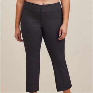Torrid Retro Chic Notched Back Crop Pant